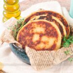 Pão de Batata de Frigideira! Recheado com Queijo!