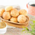 Pão de Queijo com 3 Ingredientes super fácil